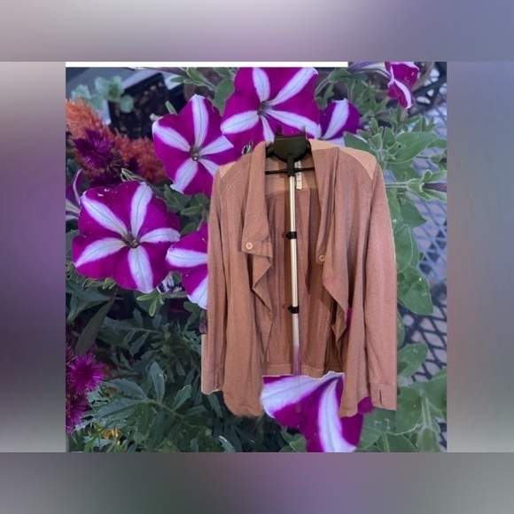 Lululemon Womens sz 8 Wrap Ribbed Open Front Cardigan Rose Pink Button Neck - Picture 1 of 5